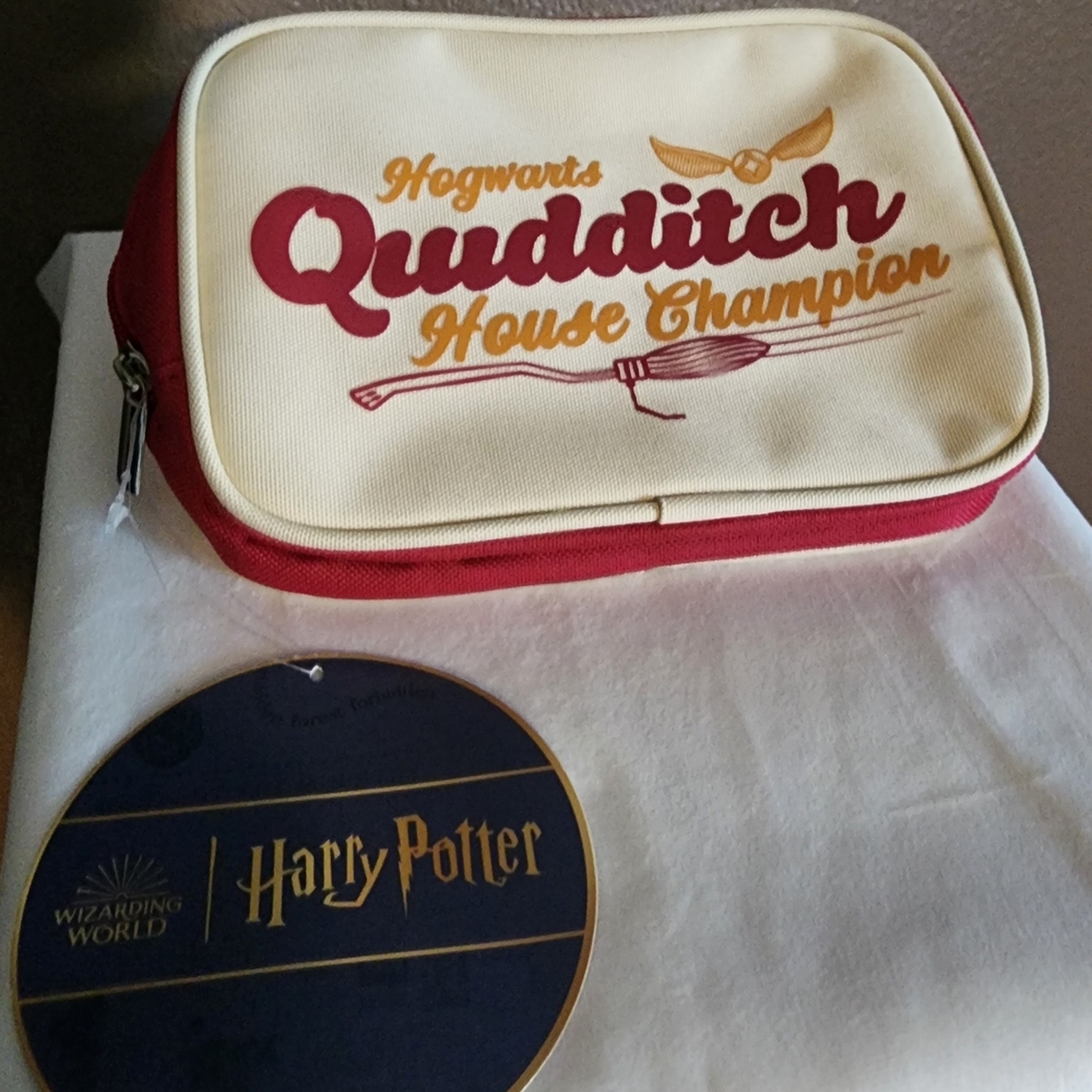 Harry Potter Quidditch House Champion Pouch